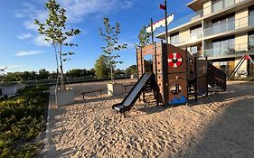 Apartament Z Wioslami Dziwnow